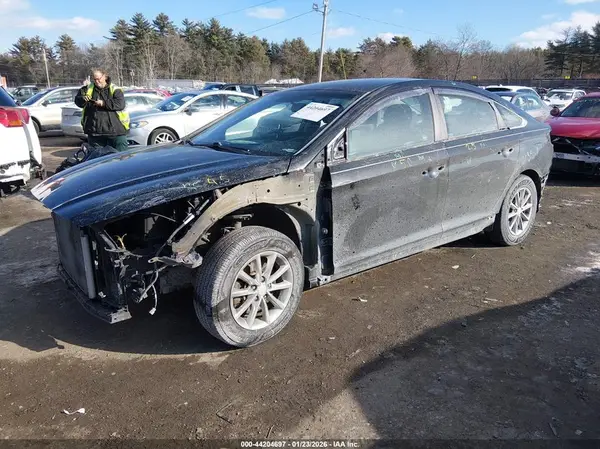 5NPE24AF5JH658671 2018 HYUNDAI SONATA - Image 2