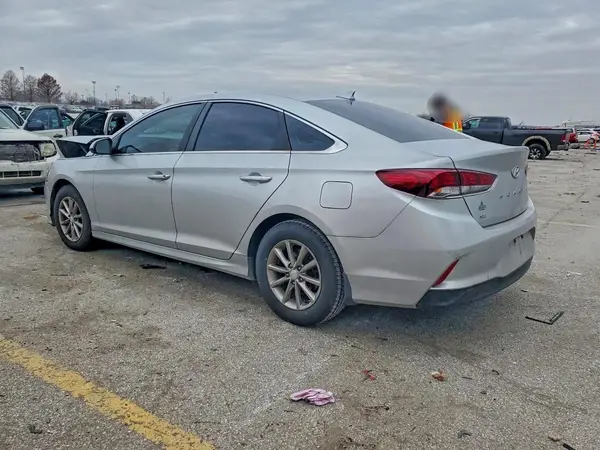 5NPE24AF5JH661280 2018 HYUNDAI SONATA - Image 2