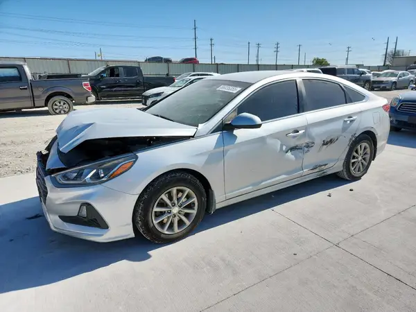 5NPE24AF5JH669573 2018 HYUNDAI SONATA - Image 1
