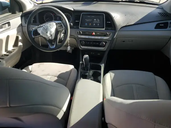 5NPE24AF5JH673977 2018 HYUNDAI SONATA - Image 8