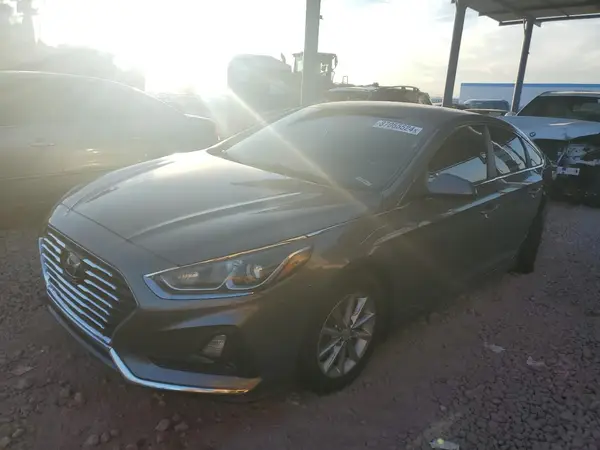 5NPE24AF5JH674661 2018 HYUNDAI SONATA - Image 1