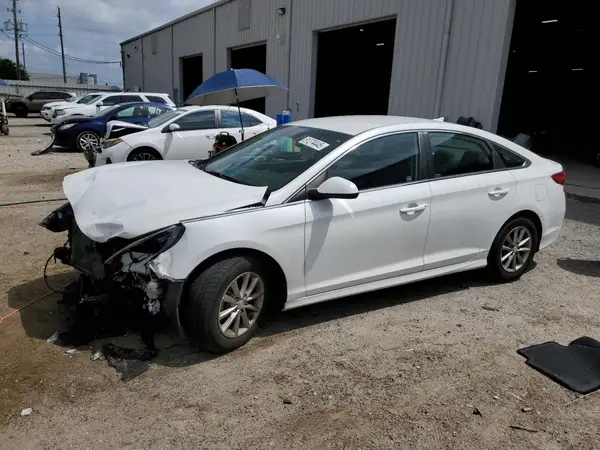 5NPE24AF5JH676670 2018 HYUNDAI SONATA - Image 1