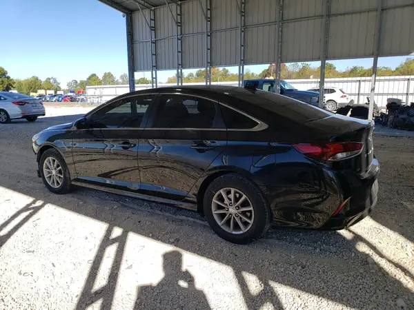 5NPE24AF5JH677379 2018 HYUNDAI SONATA - Image 2
