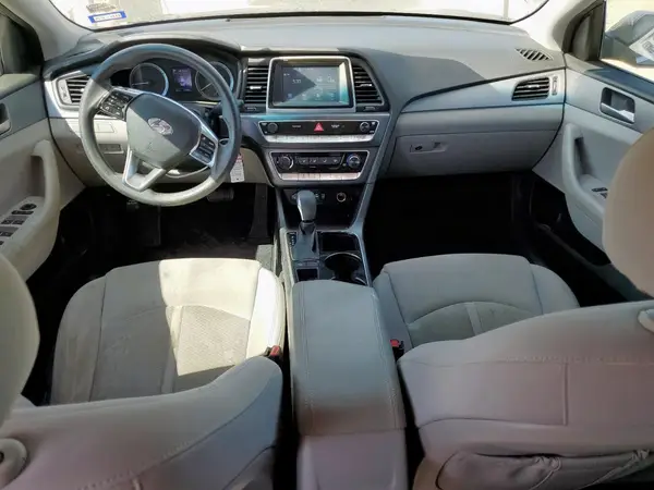 5NPE24AF5JH682064 2018 HYUNDAI SONATA - Image 8
