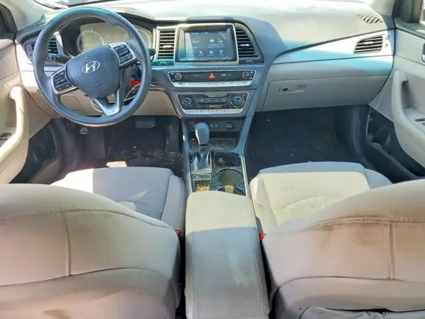 5NPE24AF5JH685885 2018 HYUNDAI SONATA - Image 8