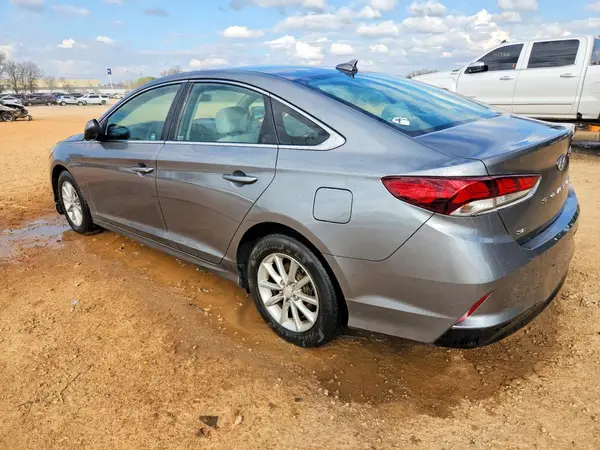 5NPE24AF5JH686244 2018 HYUNDAI SONATA - Image 2