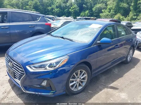5NPE24AF5JH686826 2018 HYUNDAI SONATA - Image 2