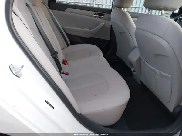 5NPE24AF5JH695106 2018 HYUNDAI SONATA - Image 8