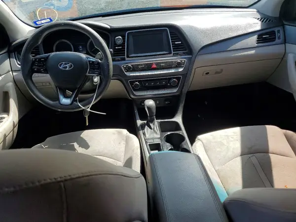 5NPE24AF5JH696241 2018 HYUNDAI SONATA - Image 8