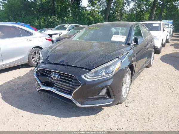 5NPE24AF5JH696496 2018 HYUNDAI SONATA - Image 2