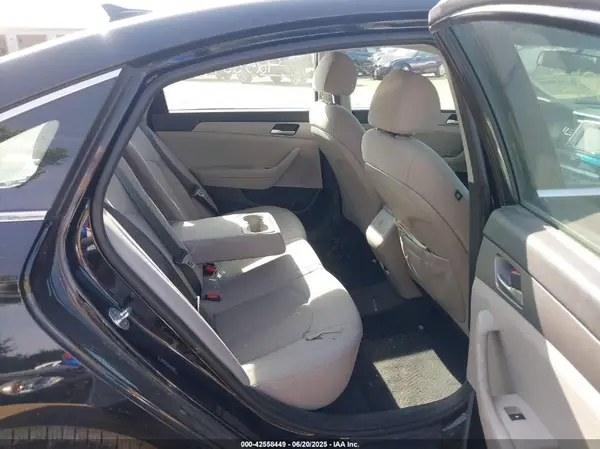5NPE24AF5JH696496 2018 HYUNDAI SONATA - Image 8