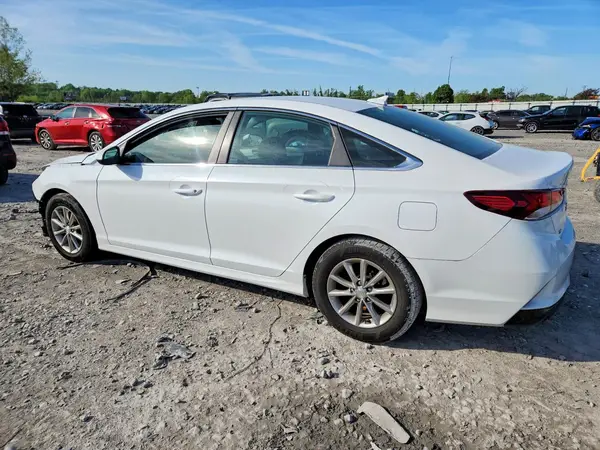 5NPE24AF5JH696515 2018 HYUNDAI SONATA - Image 2