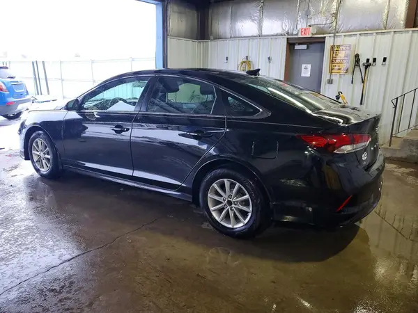 5NPE24AF5JH700482 2018 HYUNDAI SONATA - Image 2