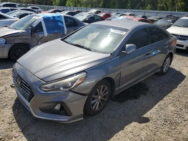 5NPE24AF5JH701440 2018 HYUNDAI SONATA - Image 1