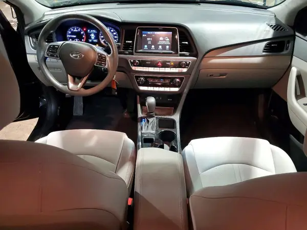 5NPE24AF5JH702734 2018 HYUNDAI SONATA - Image 8