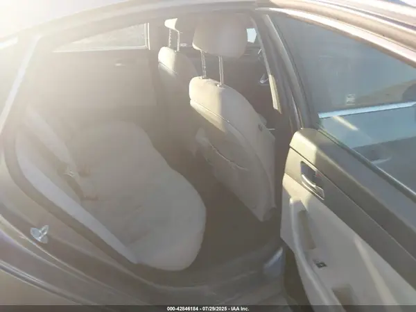5NPE24AF5JH703009 2018 HYUNDAI SONATA - Image 8