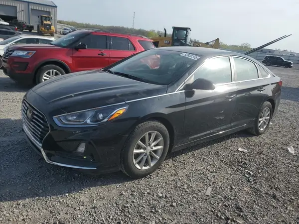 5NPE24AF5JH704807 2018 HYUNDAI SONATA - Image 1