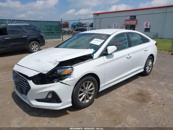 5NPE24AF5JH708159 2018 HYUNDAI SONATA - Image 2