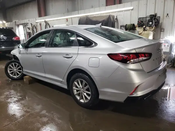 5NPE24AF5JH708971 2018 HYUNDAI SONATA - Image 2