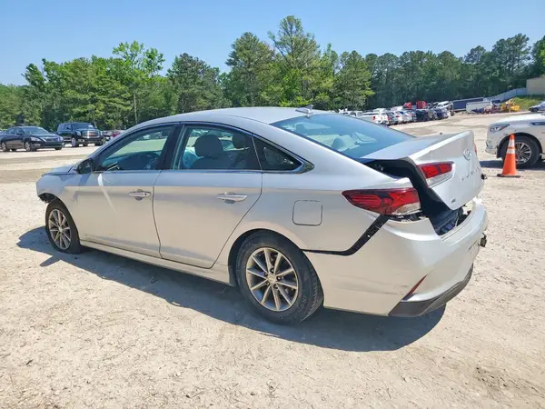 5NPE24AF5JH714964 2018 HYUNDAI SONATA - Image 2