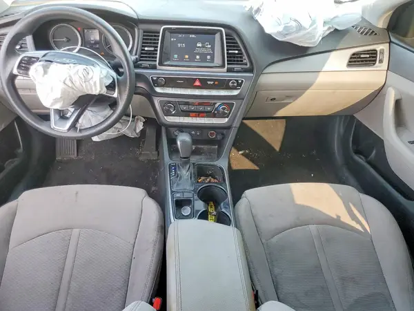 5NPE24AF5JH725642 2018 HYUNDAI SONATA - Image 8