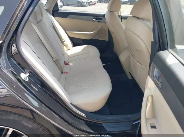 5NPE24AF5KH728428 2019 HYUNDAI SONATA - Image 8