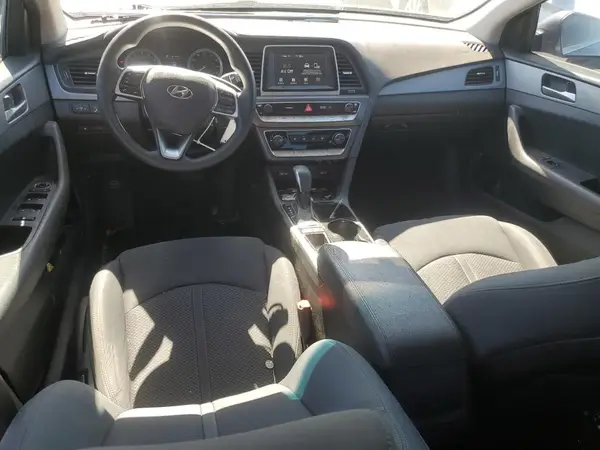 5NPE24AF5KH733628 2019 HYUNDAI SONATA - Image 8