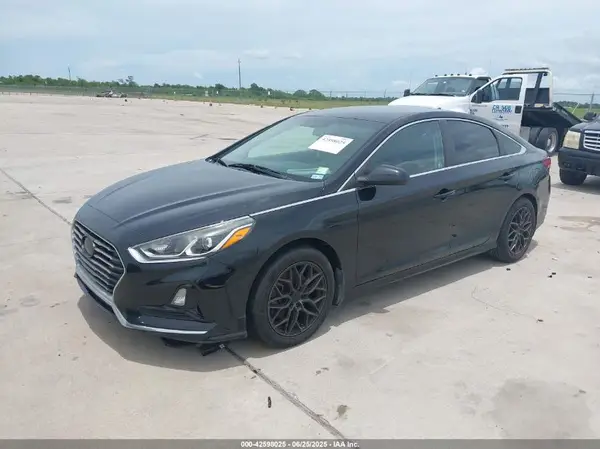 5NPE24AF5KH740885 2019 HYUNDAI SONATA - Image 2