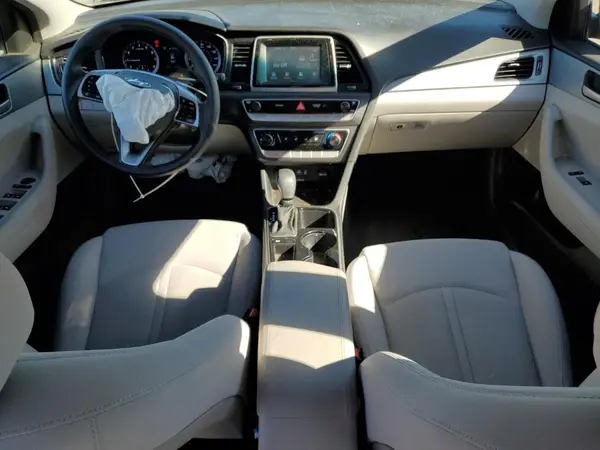 5NPE24AF5KH741812 2019 HYUNDAI SONATA - Image 8