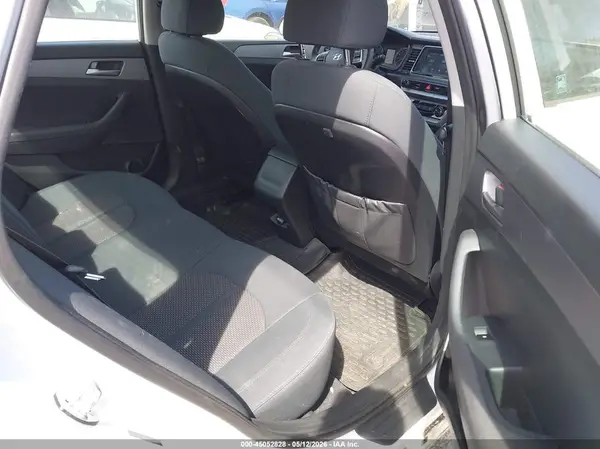 5NPE24AF5KH743317 2019 HYUNDAI SONATA - Image 8