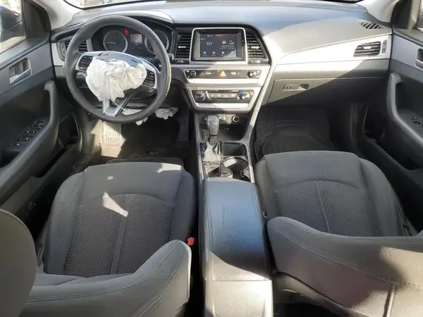 5NPE24AF5KH743995 2019 HYUNDAI SONATA - Image 8