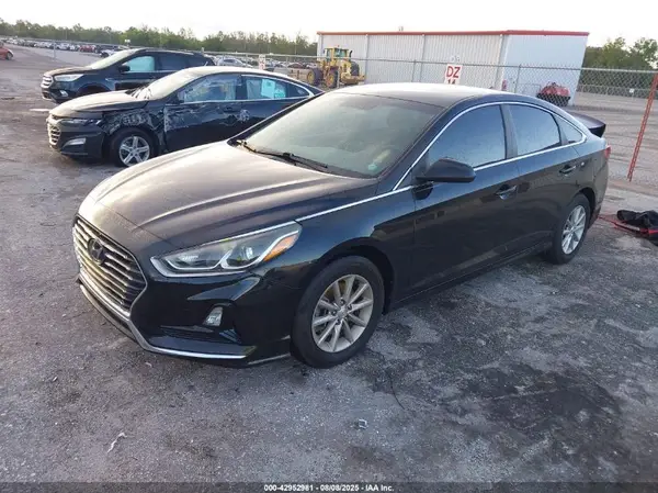 5NPE24AF5KH744533 2019 HYUNDAI SONATA - Image 2