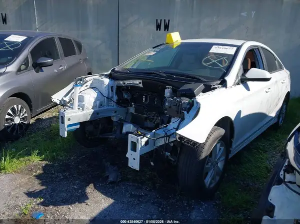 5NPE24AF5KH744662 2019 HYUNDAI SONATA - Image 2