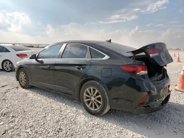 5NPE24AF5KH745262 2019 HYUNDAI SONATA - Image 2