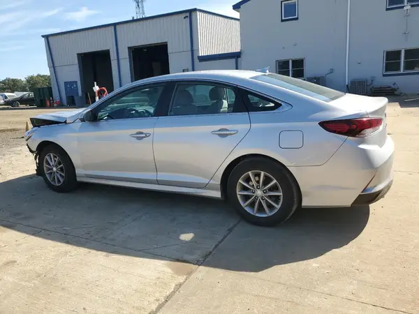 5NPE24AF5KH745889 2019 HYUNDAI SONATA - Image 2