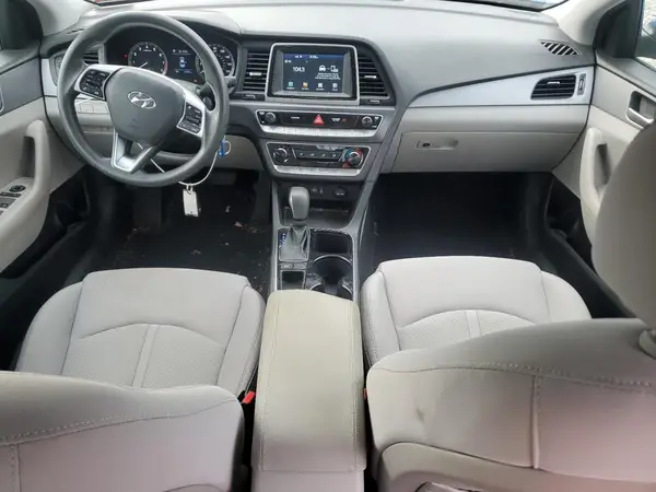 5NPE24AF5KH747111 2019 HYUNDAI SONATA - Image 8