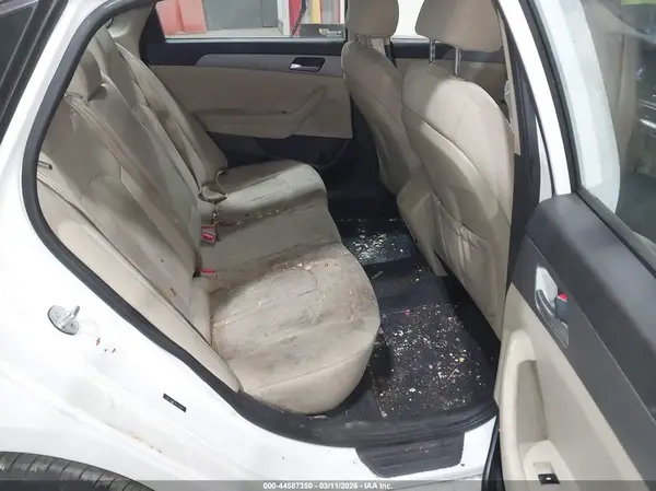 5NPE24AF5KH747934 2019 HYUNDAI SONATA - Image 8