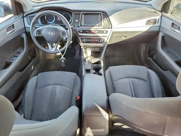 5NPE24AF5KH748498 2019 HYUNDAI SONATA - Image 8