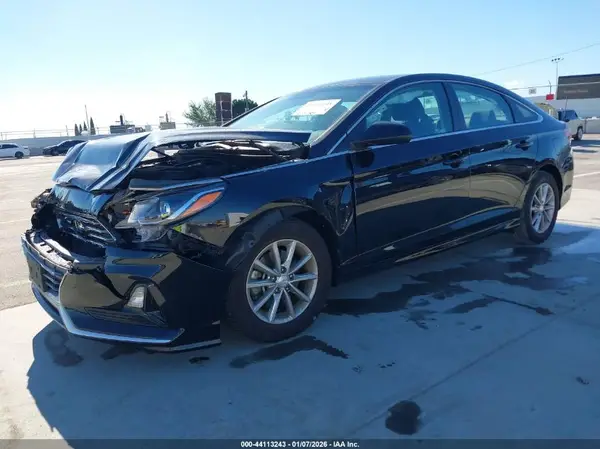 5NPE24AF5KH748713 2019 HYUNDAI SONATA - Image 2