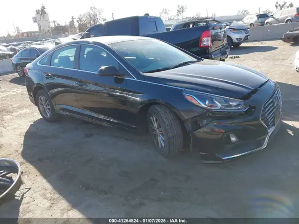 5NPE24AF5KH751210 2019 HYUNDAI SONATA - Image 1