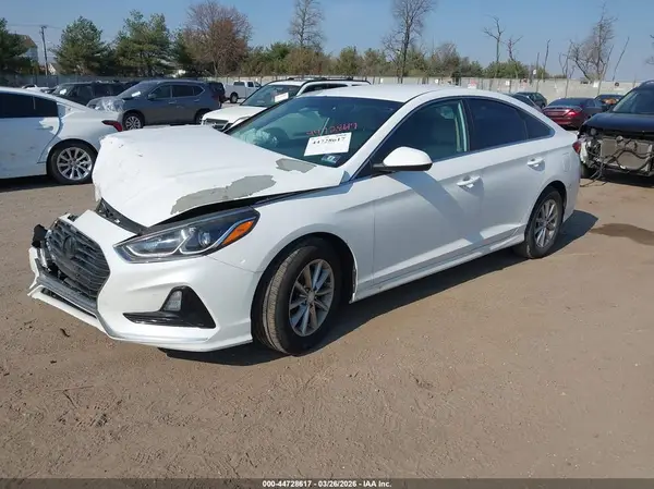 5NPE24AF5KH755211 2019 HYUNDAI SONATA - Image 2