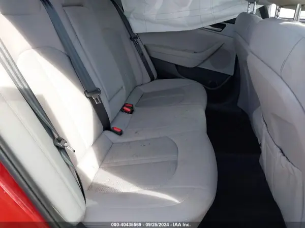 5NPE24AF5KH755676 2019 HYUNDAI SONATA - Image 8
