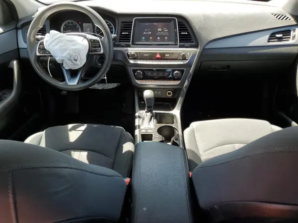 5NPE24AF5KH756956 2019 HYUNDAI SONATA - Image 8