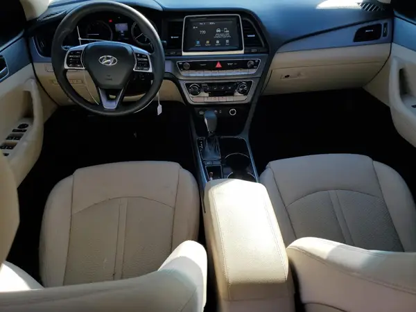 5NPE24AF5KH757332 2019 HYUNDAI SONATA - Image 8