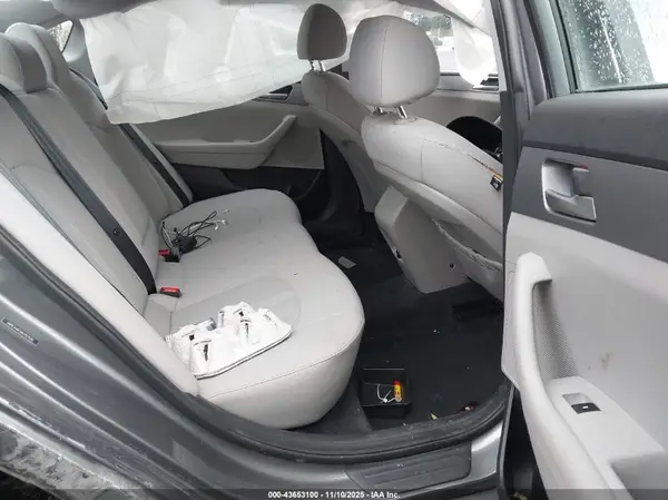 5NPE24AF5KH757525 2019 HYUNDAI SONATA - Image 8