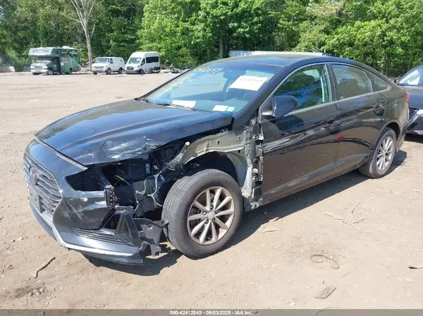 5NPE24AF5KH758089 2019 HYUNDAI SONATA - Image 2