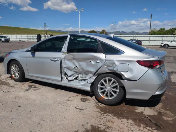 5NPE24AF5KH759372 2019 HYUNDAI SONATA - Image 2