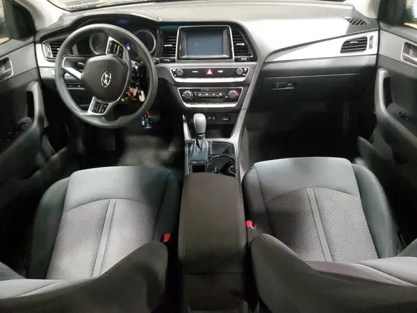 5NPE24AF5KH760683 2019 HYUNDAI SONATA - Image 8