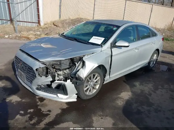 5NPE24AF5KH763096 2019 HYUNDAI SONATA - Image 2