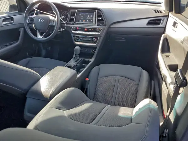 5NPE24AF5KH765012 2019 HYUNDAI SONATA - Image 8